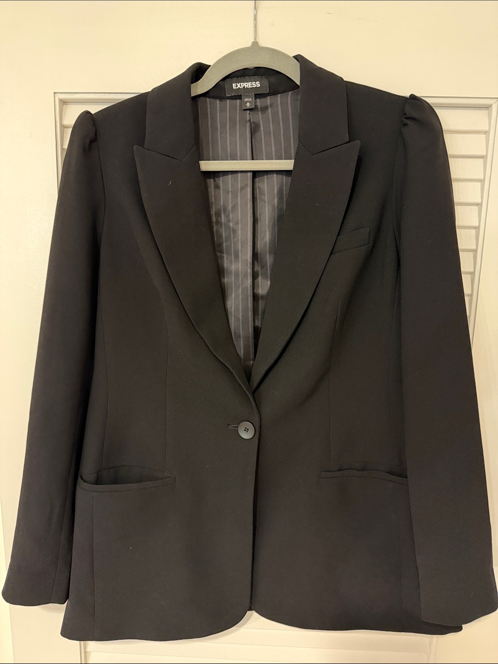Express Black Single-Button Women's Blazer with Notch Lapel
